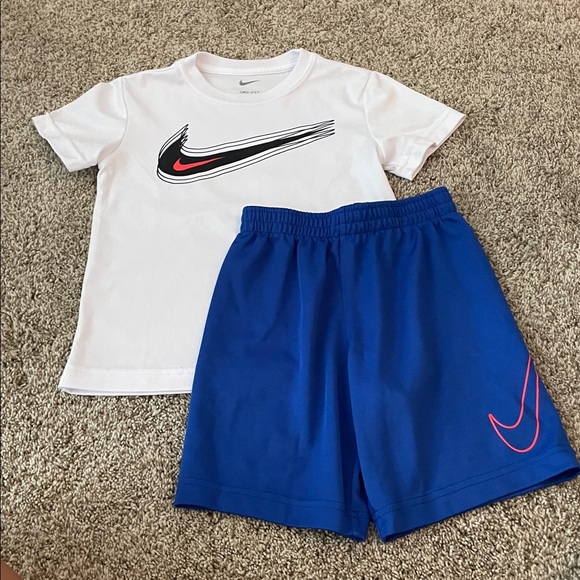 Nike White Tee and Blue Shorts with Logo - Picture 1 of 4